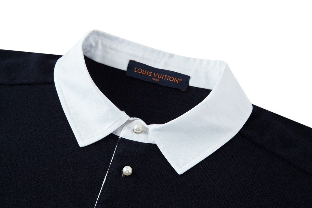 Pearl button woolen polo shirt